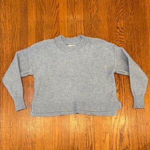 American Eagle Light Blue Crew Neck Sweater Women’s Small – Oversized Boxy Crop